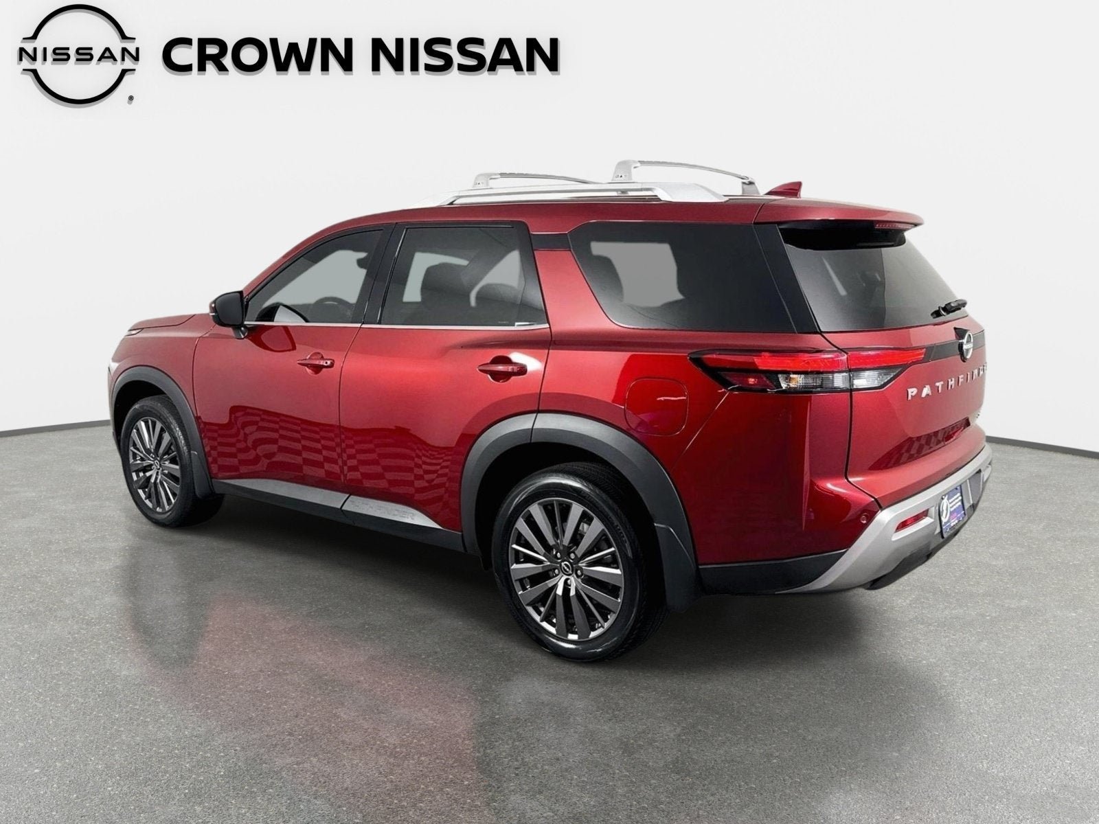 Used 2024 Nissan Pathfinder SL w/ SL Premium Package FWD image 7
