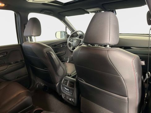 Used 2021 Honda Pilot Elite image 29