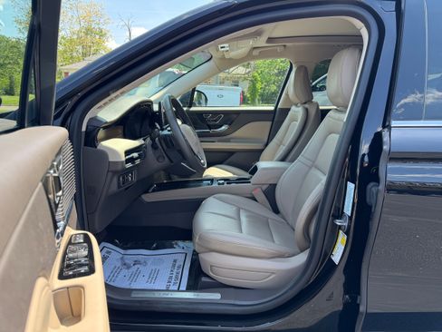 Used 2022 Lincoln Corsair Reserve AWD/4WD image 10