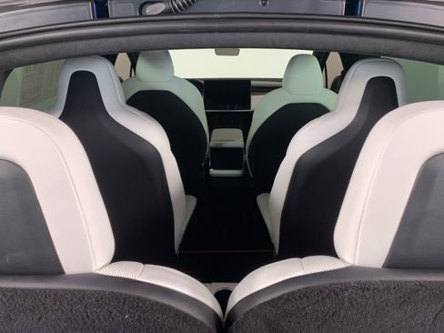 Used 2024 Tesla Model X Base image 37