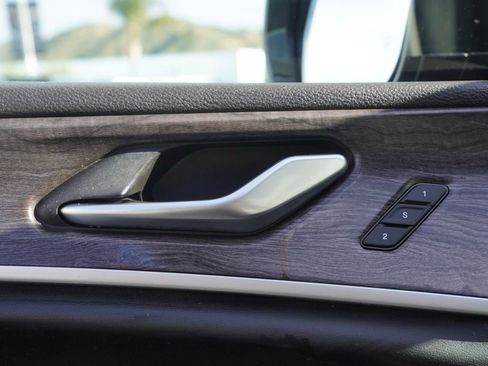 Used 2021 Jeep Grand Cherokee L Limited image 10