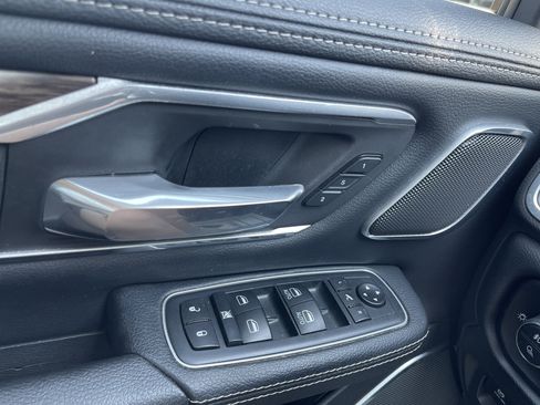 Used 2020 RAM 1500 Laramie AWD/4WD image 23