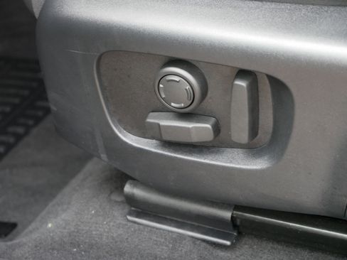 Used 2025 Land Rover Range Rover Evoque S image 15