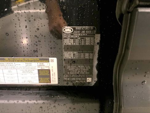 Used 2023 Land Rover Defender 130 S image 4