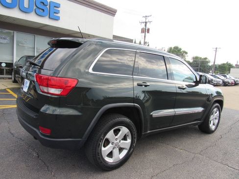 Used 2011 Jeep Grand Cherokee Laredo AWD/4WD image 8