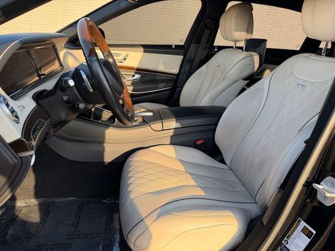 Used 2016 Mercedes-Benz Maybach S 600 image 22