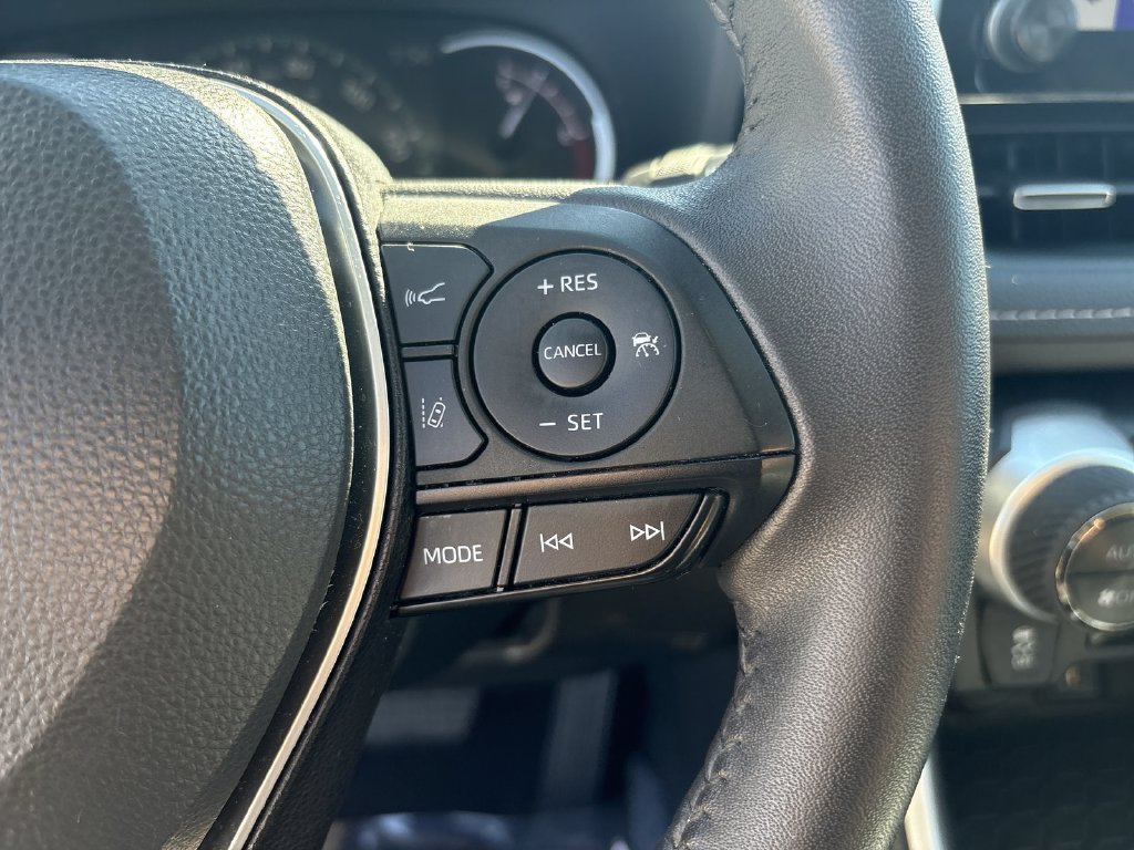 Used 2023 Toyota RAV4 XLE Premium FWD image 18