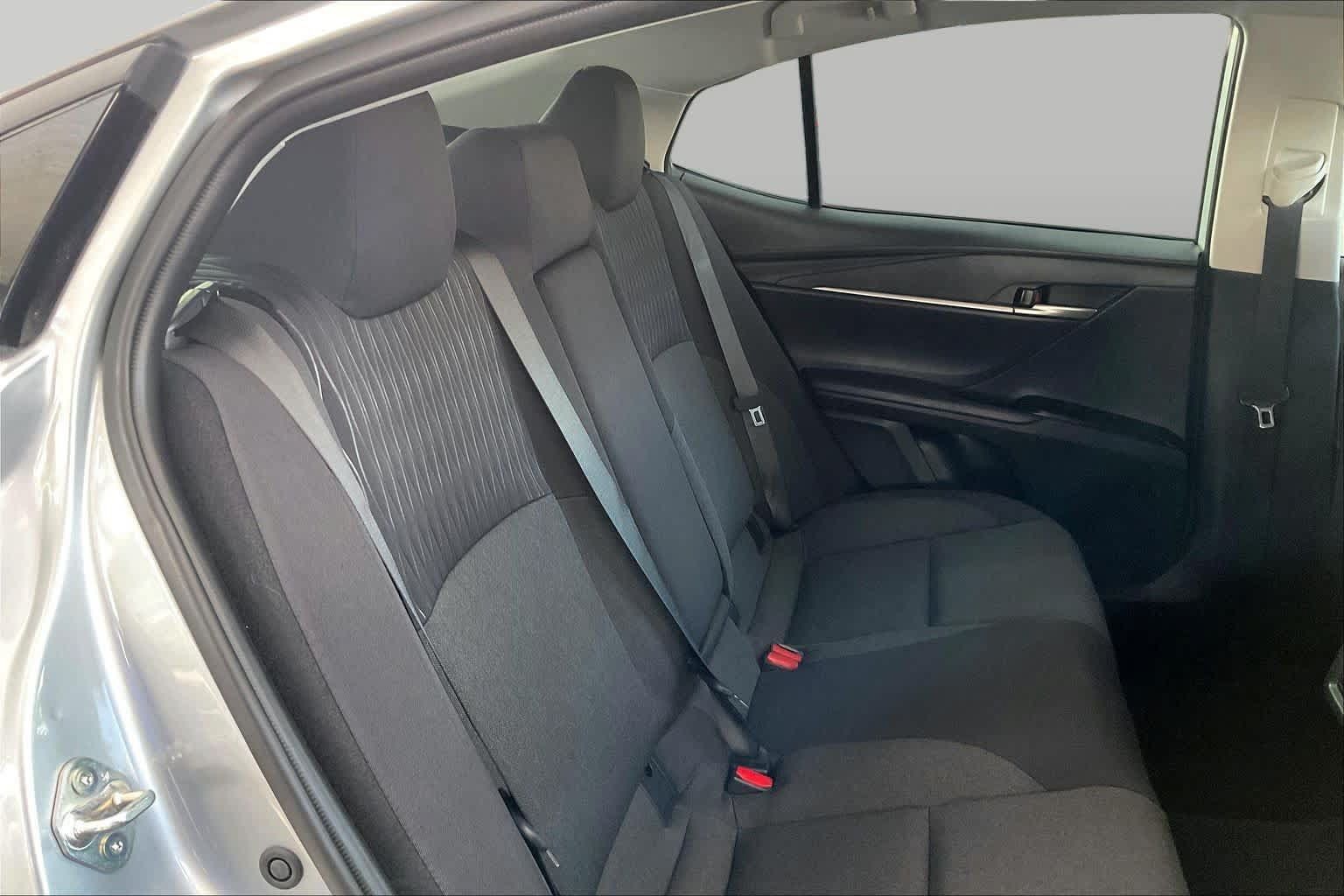 Used 2025 Toyota Camry LE FWD image 21