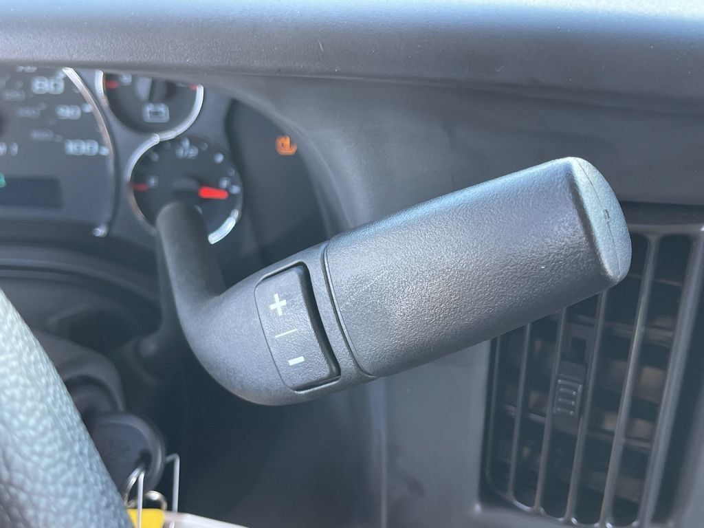 New 2025 GMC Savana 2500 Extended w/ Driver Convenience Package RWD image 16