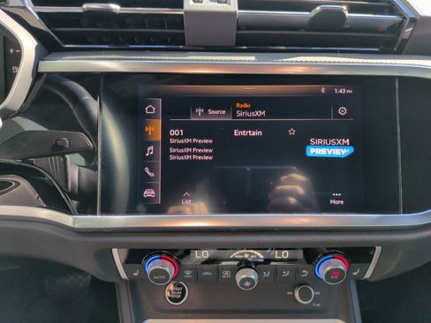 Used 2021 Audi Q3 2.0T Premium image 23