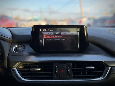 Used 2017 MAZDA MAZDA6 Touring w/ Touring Premium Package image 15