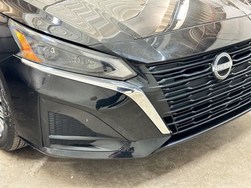 Used 2024 Nissan Altima 2.5 SV FWD image 15