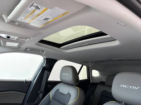 New 2026 Chevrolet Trax ACTIV w/ Sunroof Package FWD image 16