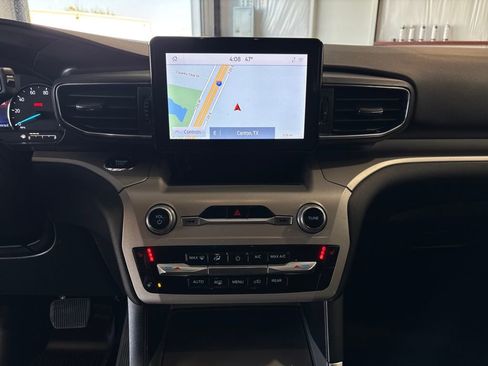 Certified 2023 Ford Explorer XLT w/ Equipment Group 202A image 10