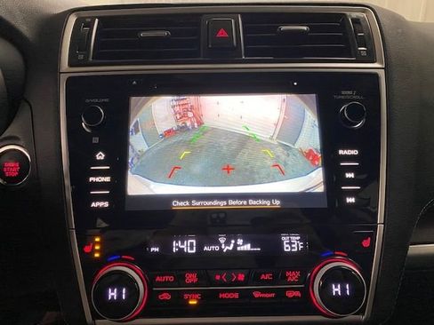 Used 2018 Subaru Outback 2.5i Limited image 17