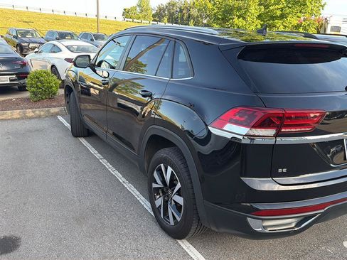 Used 2020 Volkswagen Atlas Cross Sport SE AWD/4WD image 6