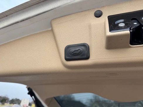 Used 2012 Buick Enclave Leather w/ Trailering Provision Package image 18