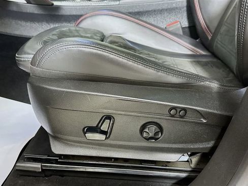 Used 2018 Alfa Romeo Stelvio Quadrifoglio w/ Driver Assist Dynamic Package image 22