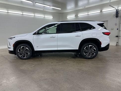 New 2026 Buick Enclave Sport Touring w/ Power Package image 6