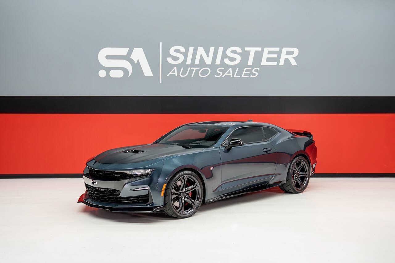 Used 2019 Chevrolet Camaro SS RWD image 1