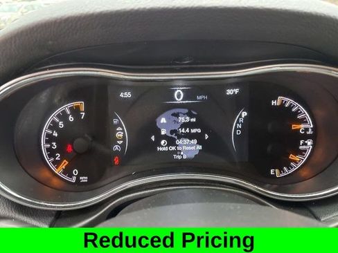 Used 2022 Jeep Grand Cherokee Laredo E w/ Security & Convenience Group AWD/4WD image 15