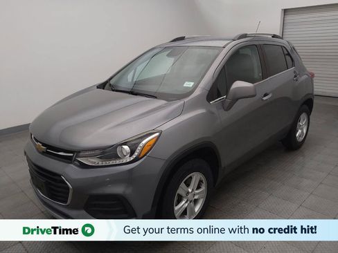 Used 2020 Chevrolet Trax LT w/ Driver Confidence Package AWD/4WD image 1