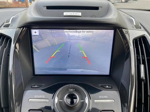 Used 2016 Ford C-MAX Energi SEL w/ Equipment Group 302A image 16