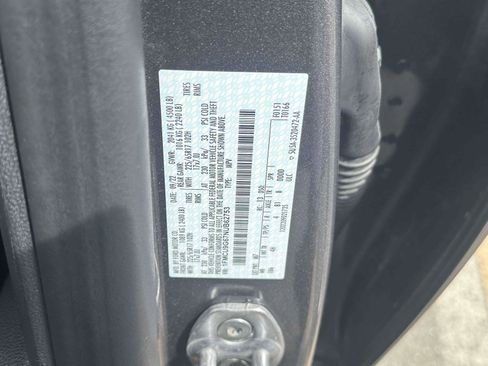 Used 2022 Ford Escape SE w/ Cold Weather Package image 17