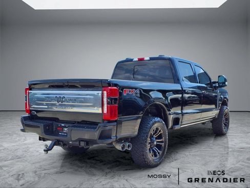 Used 2024 Ford F250 King Ranch w/ FX4 Off-Road Package AWD/4WD image 7