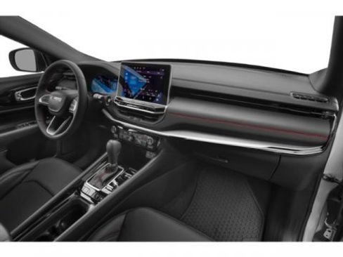 Used 2025 Jeep Compass Trailhawk image 17