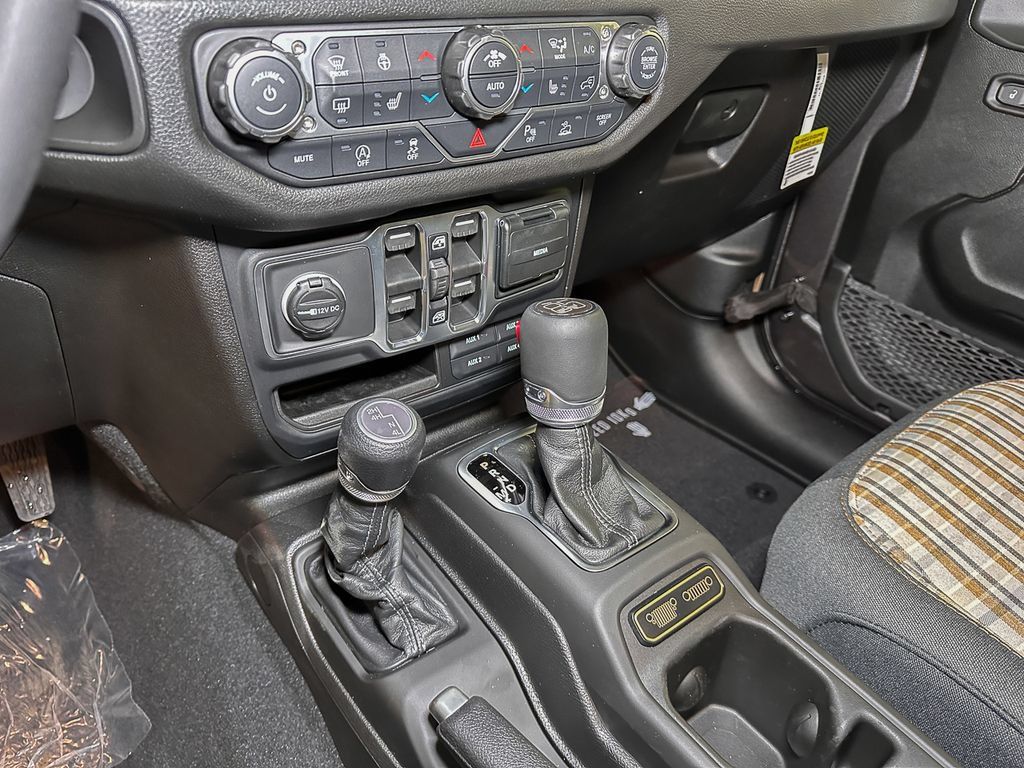 New 2026 Jeep Gladiator Sport AWD/4WD image 28