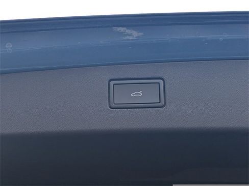 New 2026 Volkswagen Tiguan SE image 14