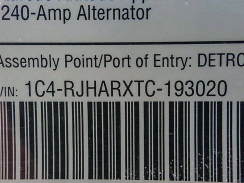 New 2026 Jeep Grand Cherokee Altitude image 27