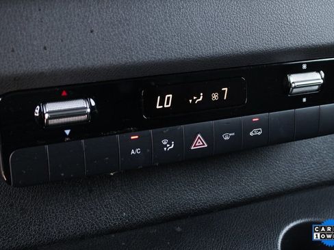 Used 2021 Mercedes-Benz Sprinter 144 Cargo image 22