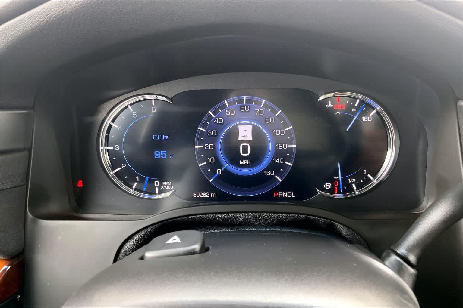 Used 2019 Cadillac Escalade ESV Luxury AWD/4WD image 17