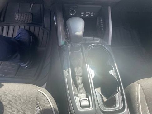Used 2021 Chevrolet TrailBlazer LS FWD image 20