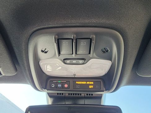 New 2026 GMC Canyon Elevation w/ Convenience Package image 37