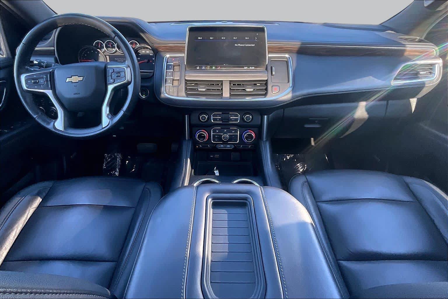 Used 2021 Chevrolet Suburban LT AWD/4WD image 14