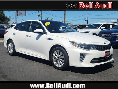 Used 2018 Kia Optima S w/ Panoramic Sunroof Package