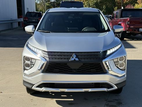 Used 2024 Mitsubishi Eclipse Cross SE image 2