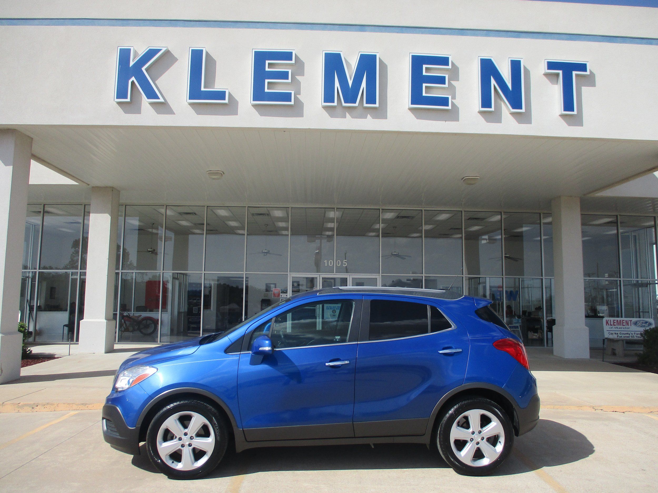 Used 2016 Buick Encore FWD image 1