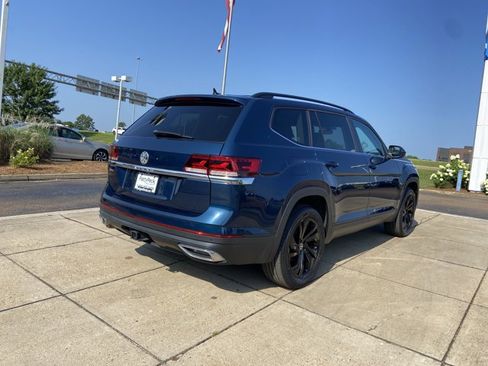 Used 2023 Volkswagen Atlas SE w/ Panoramic Sunroof Package FWD image 15