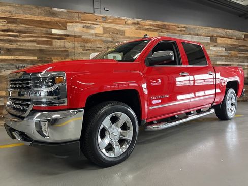 Used 2016 Chevrolet Silverado 1500 LTZ w/ LTZ Plus Package image 9