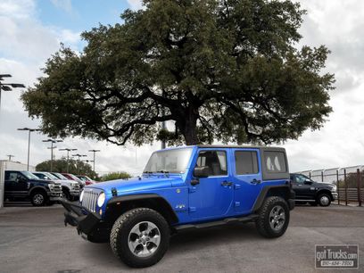 Used 2016 Jeep Wrangler Unlimited Sahara w/ Connectivity Group