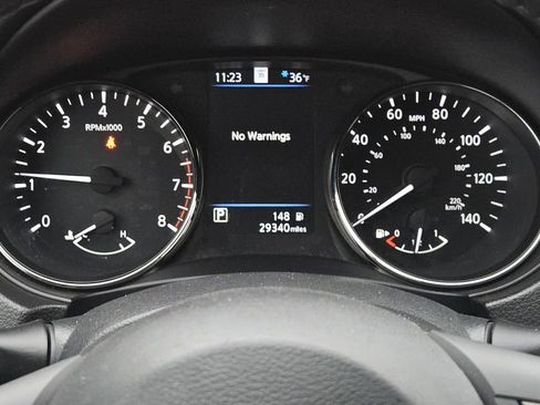 Used 2022 Nissan Rogue Sport SL image 23