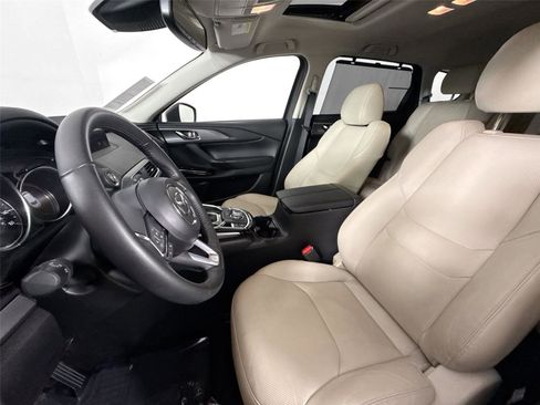 Certified 2022 MAZDA CX-9 Touring w/ Touring Premium Package image 15