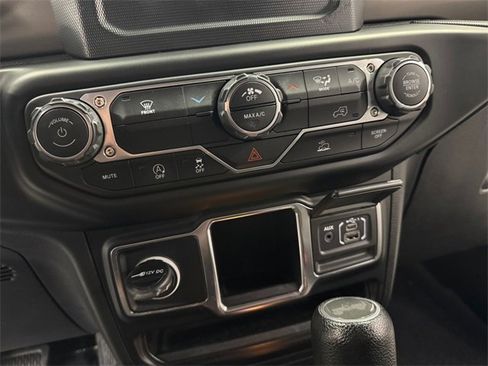 Used 2022 Jeep Wrangler Unlimited Sport image 25