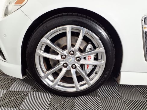 Used 2015 Chevrolet SS RWD image 7