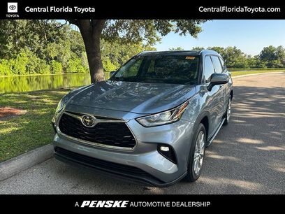 Used 2023 Toyota Highlander Limited