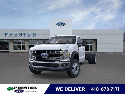 New 2025 Ford F550 2WD Regular Cab Super Duty image 1